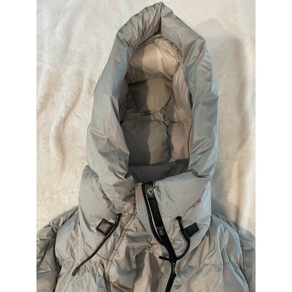 MACKAGE Women's Freya City Light Down Jacket XS Silver/Gray Hooded Puffer - Picture 5 of 16